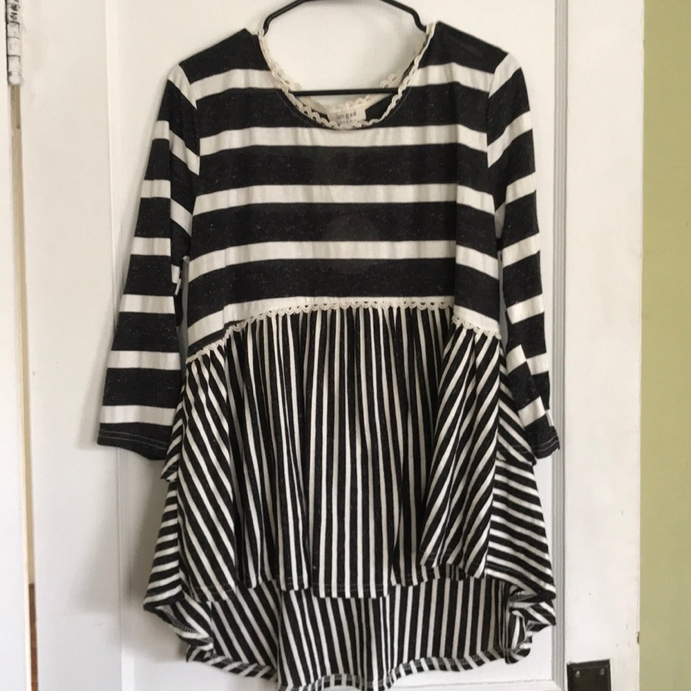 Umgee hi-love babydoll style top